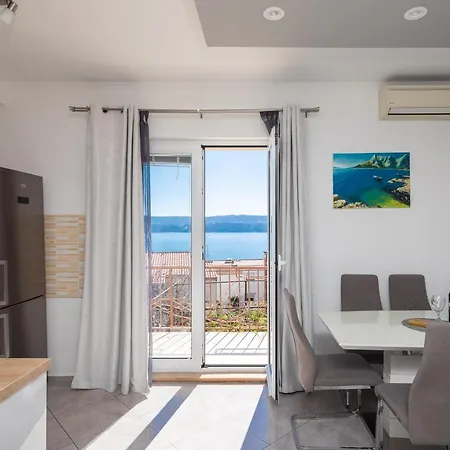 Blue Bliss Apartament *